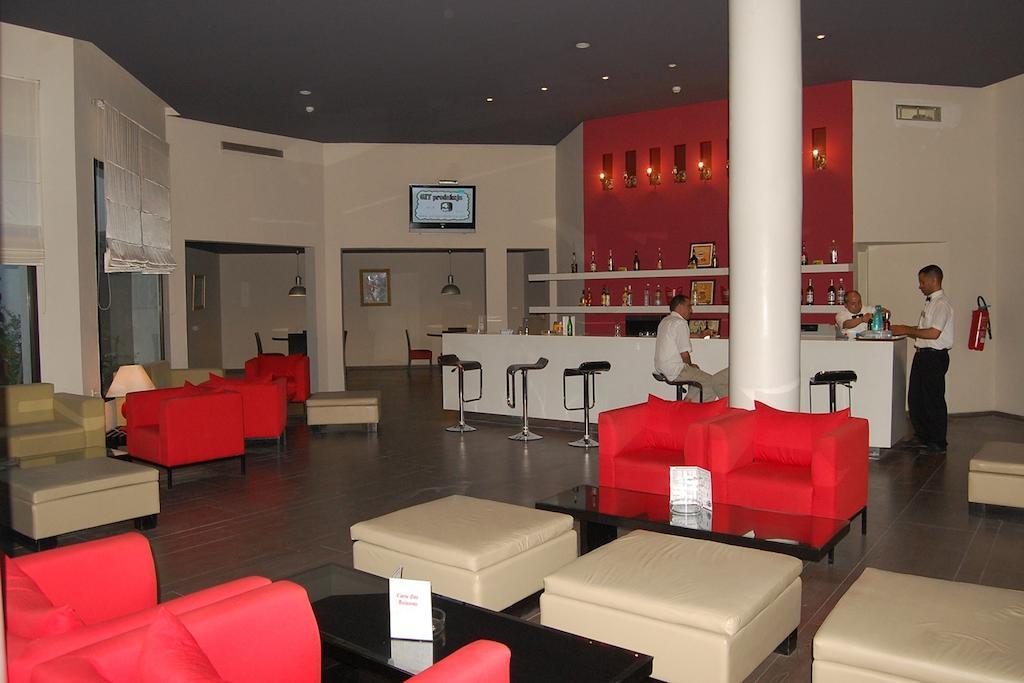 Hotel Miramar Petit Palais Midun Zewnętrze zdjęcie